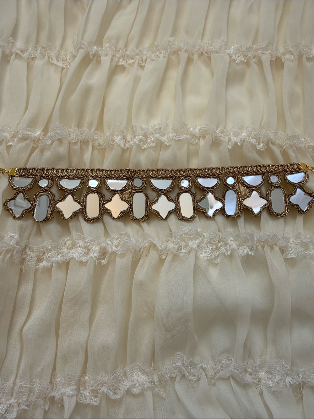 Gold Mirror-Detail Choker Necklace - Women Jewelry - Picture 4 of 5